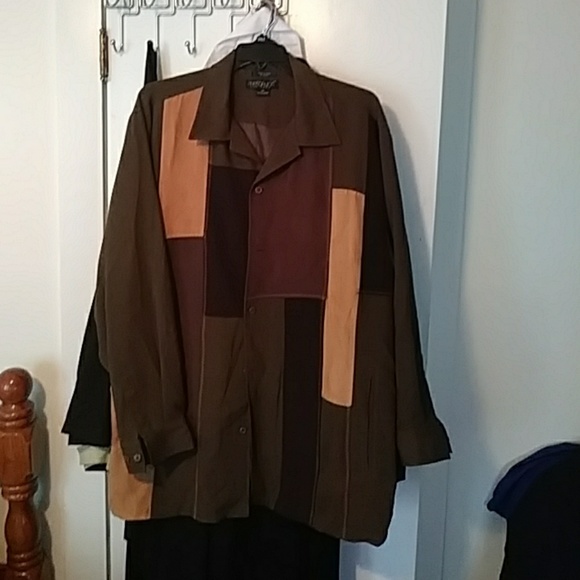 Cloths((&.8 - Picture 3 of 8